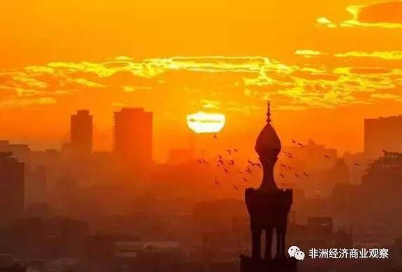 　　说起非洲，大家是不是就想到了：贫穷、疾病、暴力、饥饿...刻板印象蒙蔽了真相你以为非洲是这样的  　　    　　但，它可能比你所在的城市还繁华  　　    　　普华永道(PWC)第一次推出了关于非洲大陆城市排名的报告，PWC表示，通过跟踪人口的变化，城市创新性，技术的变化，经济实力和气候变化的转移作出了此评估报告。  　　分析了四个指标：经济，基础设施，人力资本和人口/社会。从这个分析中，两排名出现了：“一般城市”和“机会城市”，“我们相信这些城市展示的优势和劣势意味着非洲城市的未来。“  　　    　　报道中指出20个最有潜力的非洲城市是哪些呢?  　　No.20 罗安达  　　Luanda,LAD  　　安哥拉首都和罗安达省首府。位于西北部，濒大西洋木戈湾，近宽扎河口，附近蕴藏石油。  　　第二次世界大战以后城市迅速发展，已成为全国主要工业中心和最大港市，有规模较大的石油提炼厂和纺织厂，还有食品、水泥、铝器、制糖、造纸、机械制造、冶金、建材、化学和服装等工业。  　　No.19 金沙萨  　　kinshasa  　　金沙萨是刚果民主共和国的首都和最大河港，也是中部非洲的最大城市。1966年前称利奥波德维尔，历史上曾为比属刚果的首府。1960年独立，比属刚果独立，定都金沙萨。  　　金沙萨是个拥有千万人口的现代化非洲都城，是全国政治、经济、交通和文化中心。  　　    　　No.18马普托  　　Maputo  　　马普托是莫桑比克首都，位于莫桑比克国土南端，临印度洋马普托湾。  　　1907年成为葡属东非首府。莫桑比克独立后定为首都。现为莫桑比克政治、经济中心。有较大的炼油厂和面粉厂，还有锯木、制糖、轧棉、水泥、烟草加工等工业。东非主要港口之一。  　　    　　No.17安塔那那利佛  　　Antananarivo  　　塔那那利佛(马达加斯加语：Antananarivo;法语：Tananarive，又译为安塔那那利佛)，是印度洋岛国马达加斯加的首都，是马达加斯加的最大城市，也是行政、通讯和经济中心。  　　    　　No.16杜阿拉  　　Douala  　　杜阿拉是喀麦隆最大的城市，喀麦隆利托拉省的省会。同时是喀麦隆最大的港口，港口位于西南沿海平原，距大西洋25公里。  　　是喀麦隆的“金融之都”，手握国家的出口命脉，是喀麦隆全国最大的工商业中心及交通枢纽，主要工业和出口有石油，可可和咖啡。  　　    　　No.15 达累斯萨拉姆  　　Dar es Salaam  　　坦桑尼亚首都，第一大城市和港口，全国经济、文化中心，东非重要港口，达累斯萨拉姆区首府，该市终年绿色，环境优美，是“海上丝绸之路”沿线城市。  　　    　　No.14卢萨卡  　　lusaka  　　卢萨卡(Lusaka)是非洲东南部内陆国赞比亚的首都和第一大城市，位于赞比亚的东南部。由于赞比亚是一盛产铜矿的内陆国，卢萨卡有铁路通往邻国坦桑尼亚以运铜出口，而有“铜都”之誉。  　　    　　No.13基加利  　　Kigali  　　基加利是卢旺达首都，政治、经济、交通中心和避暑游览胜地。  　　中卢两国友好合作关系发展顺利。2006年双边贸易额3429万美元，同比增长45.7%。埃塞俄比亚航空公司经营的航线，建立起达基加利与中国大城市交流的纽带，并促进两国的经济文化进一步交流。  　　    　　No.12阿比让  　　Abidjan  　　阿比让是科特迪瓦的最大都市和经济首都，也是科特迪瓦实际上的行政中心(科特迪瓦名义上的首都是亚穆苏克罗)。  　　科特迪瓦最大城市和港口。人口415万(2006年)。西非金融、贸易中心。风景优美,是非洲著名游览城市,为全国最大地旅游中心。  　　    　　No.11达喀尔  　　Dakar  　　达喀尔是塞内加尔共和国的首都，位于佛得角半岛，大西洋东岸。是塞内加尔的政治、经济、文化、交通中心，也是塞内加尔国民议会及总统官邸所在地。  　　它是塞内加尔最大的城市，位于非洲大陆最西端，因此达喀尔市对于泛大西洋和欧洲贸易是一个十分有利的启运点。  　　    　　No.10坎帕拉  　　Kampala  　　乌干达首都坎帕拉是东非历史较悠久的城市，坎帕拉是全国的文化中心，坎帕拉的工业生产占全国第二位，主要有农产品加工、纺织、水泥、制糖、机修、日用化工等。全国大公司的总部大多设在这里。  　　    　　No.9亚的斯亚贝巴  　　Āddīs Ābebā  　　亚的斯亚贝巴是东部非洲国家埃塞俄比亚的首都，同时也是非洲联盟及其前身非洲统一组织的总部所在地，位于海拔2400米的高原之上。  　　一个时期以来，中国政府以不同形式给以大力支持，援建了很多道桥、公路等基础设施项目。  　　    　　No.8拉各斯  　　lagos  　　拉各斯是尼日利亚旧都和最大港市,全国最大的工业和商业中心。这里集中了许多中小型和大型工业，有大型榨油厂、可可加工厂以及纺织、化工用品、造船、车辆修配、金属工具、造纸、锯木等工厂。  　　    　　No.7 内罗毕  　　Nairobi  　　是东非肯尼亚的首都，也是东非最大的城市，非洲最大的城市之一，一座国际化大都市。人口超过200万。洲最领先、最时尚、最现代化的城市之一。  　　联合国人居署(UNHABITAT)与环境署(UNEP)的总部皆设在内罗毕。国际民航组织(ICAO)的非洲东部、南部办事处设于此市。  　　    　　No.6阿克拉  　　Accra  　　阿克拉是加纳首都和最大港市。全国政治、经济、文化中心，是重要的可可豆、金刚石市场。公路四通八达。建有本国唯一国际航空港科托卡国际机场。  　　著名的旅游中心。有加纳大学、科学院、博物馆、植物园等。加纳70%的工业都集中在阿克拉市周围。是非洲最现代化及最富庶的城市之一。  　　    　　No.5阿尔及尔  　　Algiers  　　阿尔及利亚首都阿尔及尔，而且它还是公元十世纪建立的古城，现为全国政治、经济、文化和交通中心，地中海岸最大港口之一。  　　阿尔及尔经济规模在非洲居第二位，仅次于南非。2005年其产值占阿GDP的45%，出口总额的98%。粮食与日用品主要依赖进口。  　　    　　No.4 达尔贝达  　　Dar el Beida  　　别名：卡萨布兰卡，摩洛哥摩洛哥历史古城达尔贝达，位于大西洋岸，是摩洛哥最大的港口城市，全国经济和交通中心，拥有全国70%的现代工业，市区和郊区有1000多座工厂，工商业、金融中心，素有“摩洛哥肺叶”的称号。  　　    　　No.3约翰内斯堡  　　Johannesburg  　　约翰内斯堡是南非共和国最大的城市.地处世界最大金矿区和南非经济中枢区的中心。附近240千米地带内有60多处金矿，周围还有众多工矿业城市，合占南非工业总产值一半左右。  　　    　　No.2突尼斯  　　Tunis  　　突尼斯首都突尼斯市(Tunis)位于突东北部，临地中海南岸的突尼斯湾。市郊面积达1500平方公里，人口225万(2013年)。是全国政治、经济、文化中心和交通枢纽。1979年以来，阿拉伯联盟总部迁来这里。1997年联合国教育、科学及文化组织选定为1997年的“世界文化之都”。  　　    　　No.1开罗  　　Cairo  　　开罗是埃及首都及最大的城市，也是非洲[及阿拉伯世界]最大城市，横跨尼罗河，是整个中东地区的政治、经济、文化和交通中心，位于埃及的东北部。  　　是整个中东地区的政治、经济、文化和商业中心。开罗由开罗省、吉萨省和盖勒尤卜省组成，通称大开罗。  　　现今开罗人口八百万，其中流动人口二百万，来自开罗周围以及全国各地。到此临时居住、上学、经商和做工。  　　    　　报告还指出，2030年，非洲的一半人口将居住在城市里，经济活动和增长将集中在城市里，城市将成为通信中心和社会发展中心。  　　文章来自：尼日利亚华人网