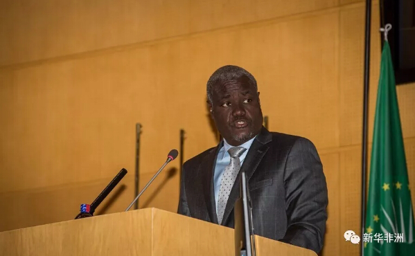 　　22日，新一届非盟常驻代表委员会会议在埃塞俄比亚首都亚的斯亚贝巴的非盟总部正式召开，标志着第30届非盟峰会正式拉开帷幕。  　　    　　非盟常驻代表委员会会议现场。  　　本届非盟峰会系列会议将从22日持续至29日，其中，将于22日至23日召开常驻代表委员会会议，25日至26日召开执行理事会会议，28日至29日召开非盟首脑会议。  　　本届非盟峰会系列会议将重点关注非洲国家的腐败形势，主题定为“赢得反腐败斗争的胜利：一条非洲转型的可持续之路。”  　　来自非盟55个成员国常驻该机构代表出席了22日召开的常驻代表委员会会议。非盟委员会主席穆萨·法基出席并讲话。  　　    　　非盟委员会主席穆萨·法基在会议中发言。  　　穆萨·法基表示，之所以选择反腐作为今年非盟峰会的主题，是鉴于非洲大陆腐败现象日益严峻，腐败问题对于经济发展、社会融合、政治秩序造成破坏。  　　穆萨·法基说，我们并不是仅仅喊口号，反腐败也不会是短期的行动，各个非洲国家本身都应该成为反腐败的主要责任人。  　　在2018年的新年致辞中，关于非洲的腐败状况，穆萨·法基就曾指出腐败问题进一步加剧了社会的不公平，同时，对依法治理国家形成了冲击;反腐败斗争是非洲发展的关键，可以避免非洲国家人民之间的不平等。  　　除此之外，穆萨·法基还在今天的会议上表示，此届非盟峰会还将关注农业、交通、信息通讯、法律、政府管理和金融等方面的问题。  　　    　　参会代表在非盟总部合影。  　　非盟峰会是非盟商讨非洲大陆重大政治、经济、社会问题的机制，每年举行两次。  　　文章来自：新华非洲